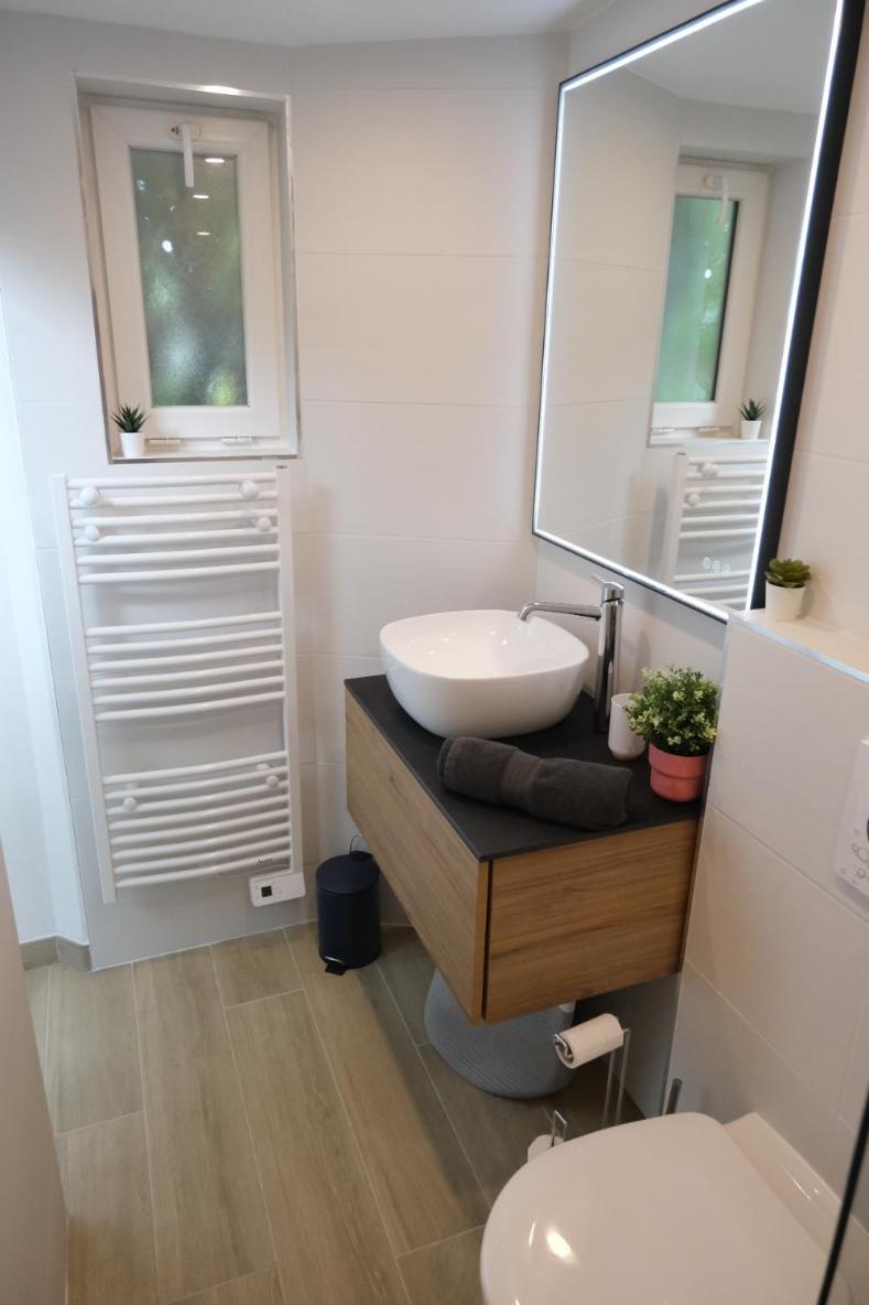 L'Escale Balneo'Romantique - Loveroom - Jacuzzi & Petit Dejeuner Villiers-sur-Marne Exterior foto
